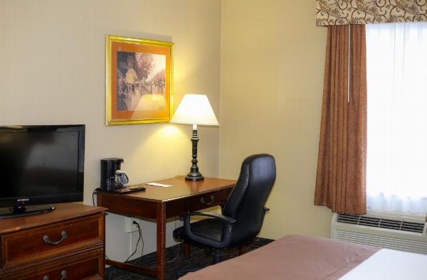Breckinridge Inn image 13
