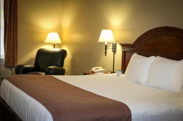 Breckinridge Inn image 14